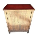 Chinese entrance furniture from the Red Dragon Lake.