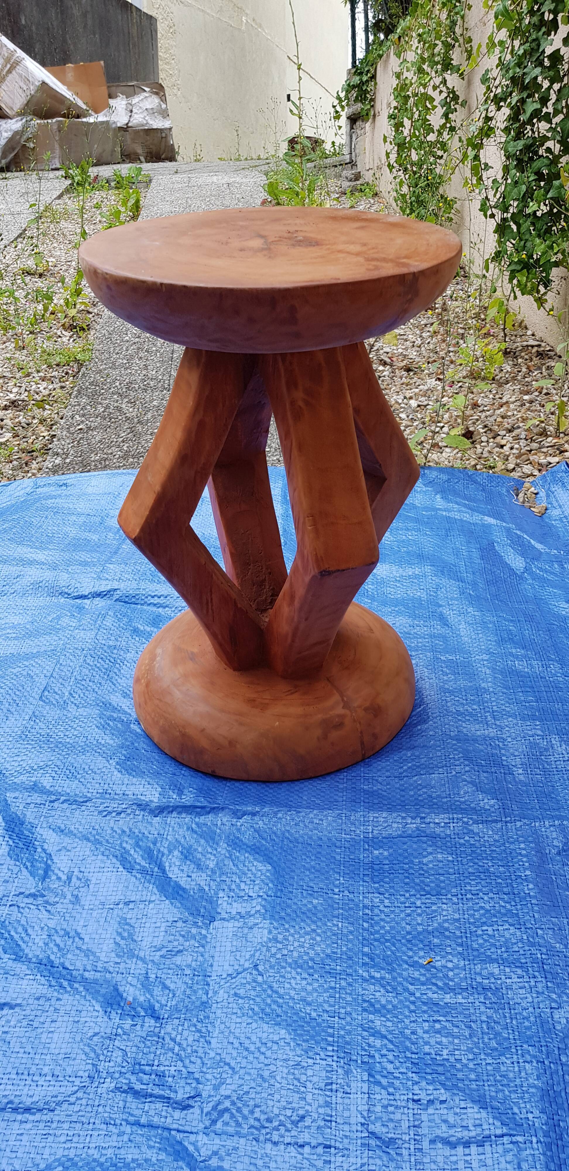 Stool Tonga, Cameroon