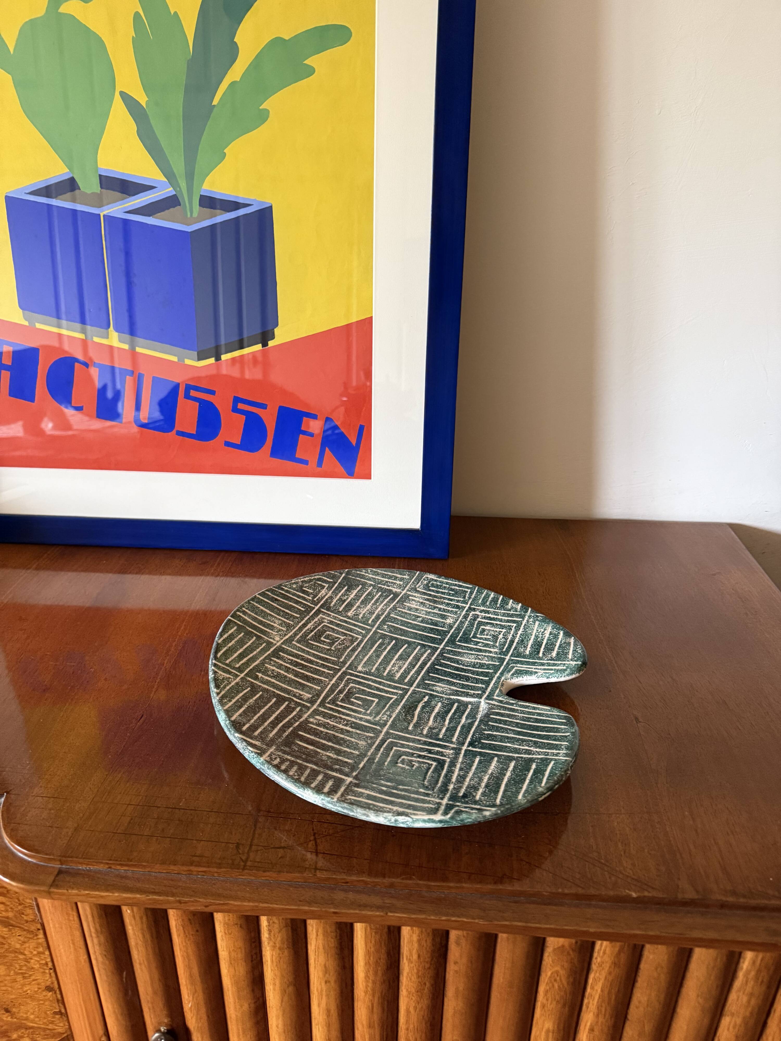 Mid-century Modern green ceramic plate, France 1960s