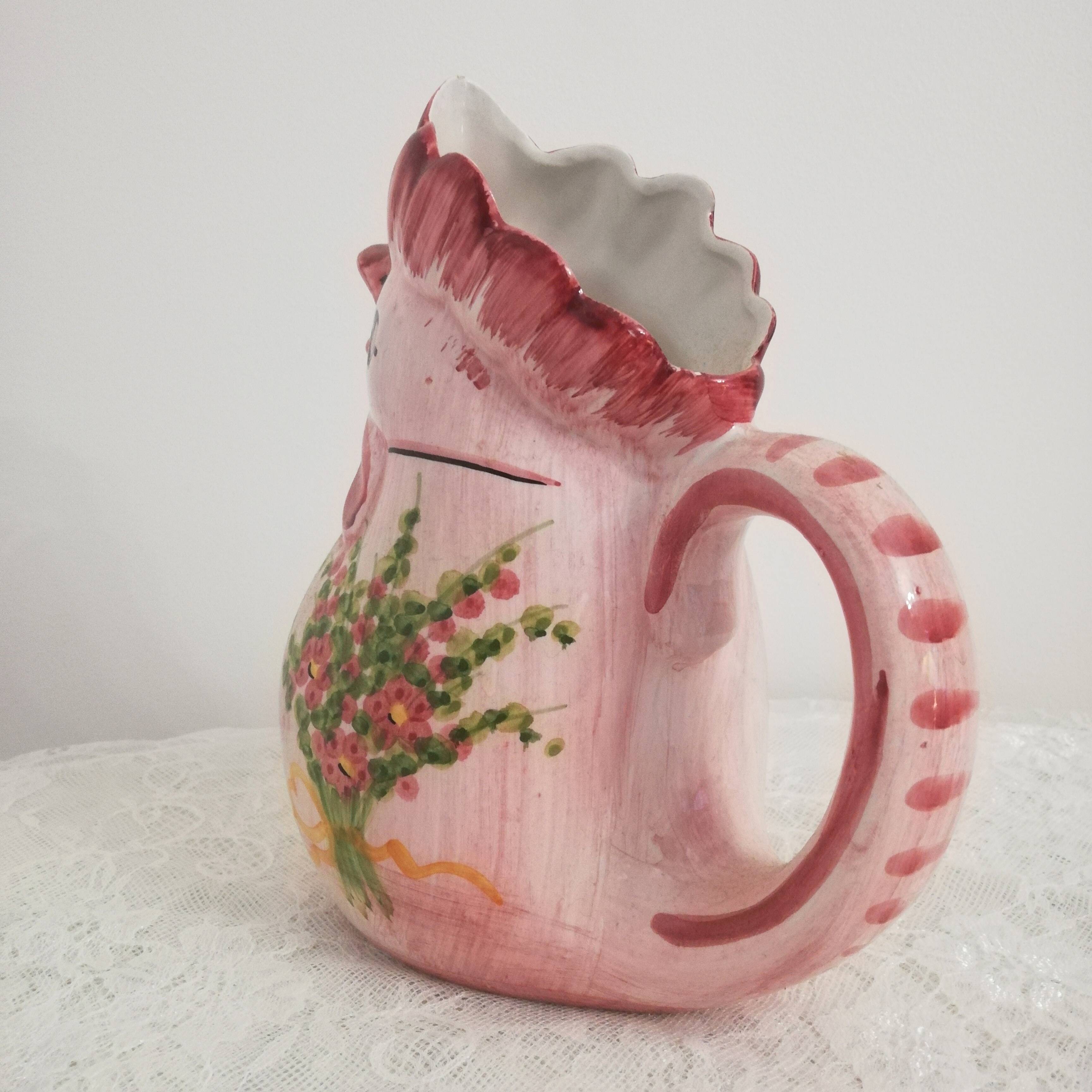Rooster pitcher