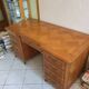 Bureau en merisier massif style Louis XV