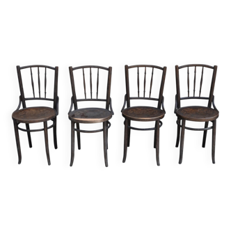 Set of 4 Thonet chairs in brown wood, 1930s bistro design, Art Nouveau curved backrest.