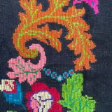 Vintage carpet in Romanian wool floral design and brown leaves 263x146cm