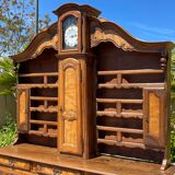 18th century - Bressan sideboard with elm burl clock