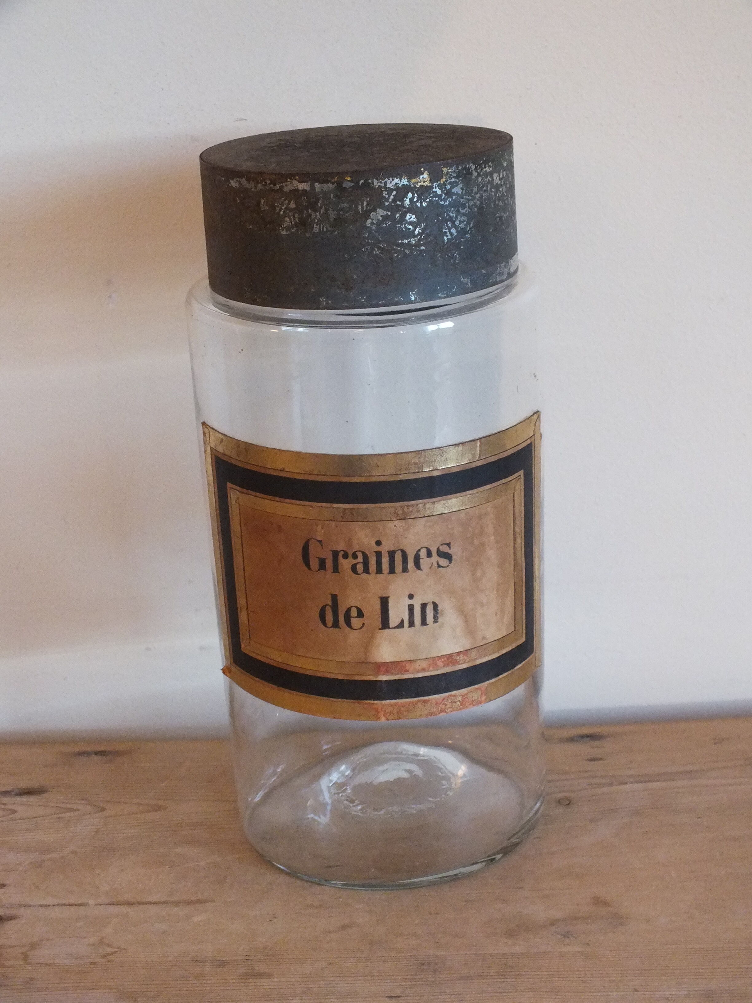 Old medicine jar - glass apothecary: Flax seeds