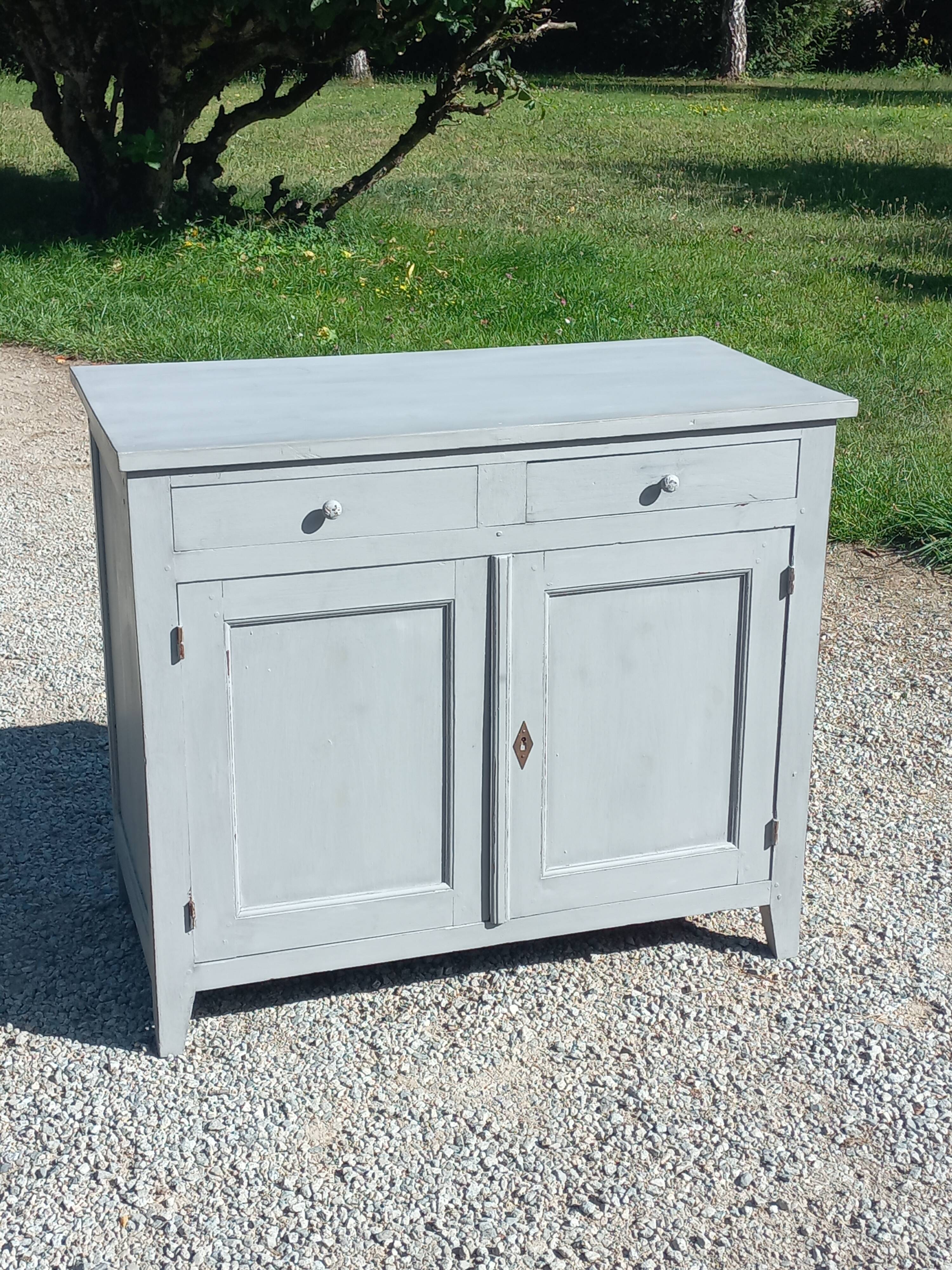 Parisian sideboard in oak and walnut 2 doors 2 drawers from the 20s