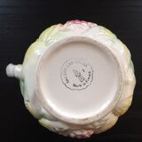 Raspberry pitcher in dabbling