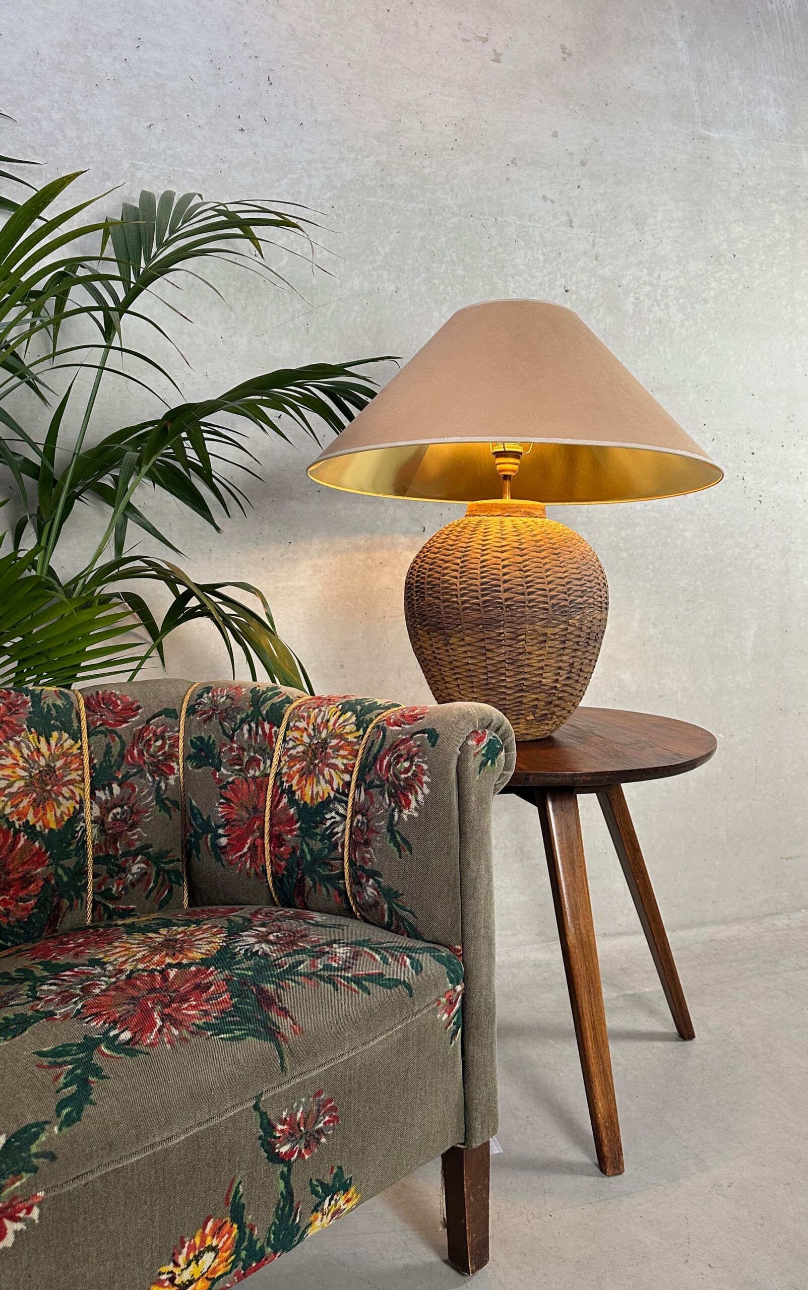 XL wabi sabi table lamp – Terracotta