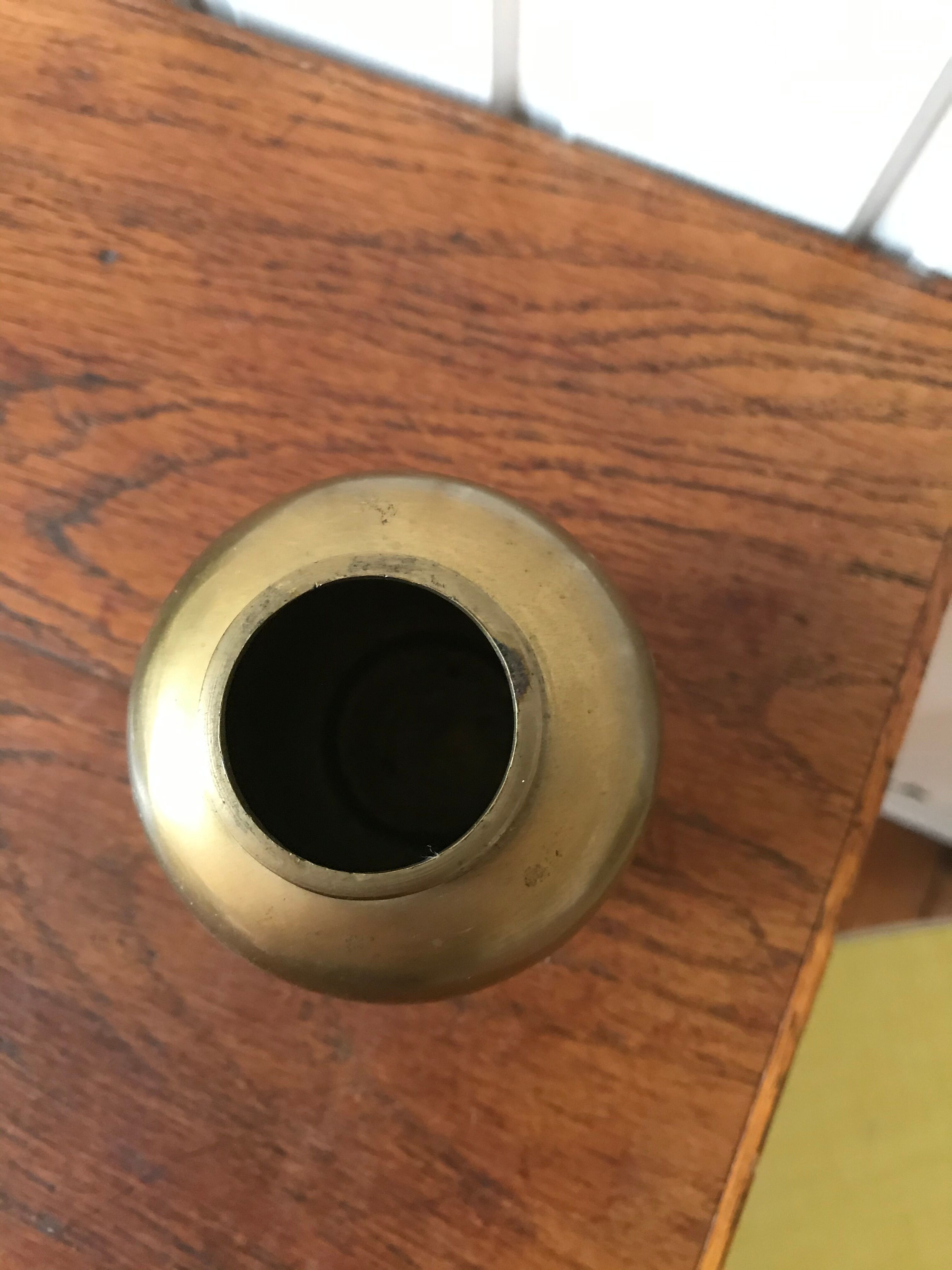 Vase laiton et nacre