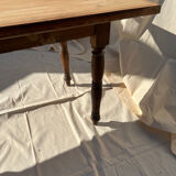 Community table