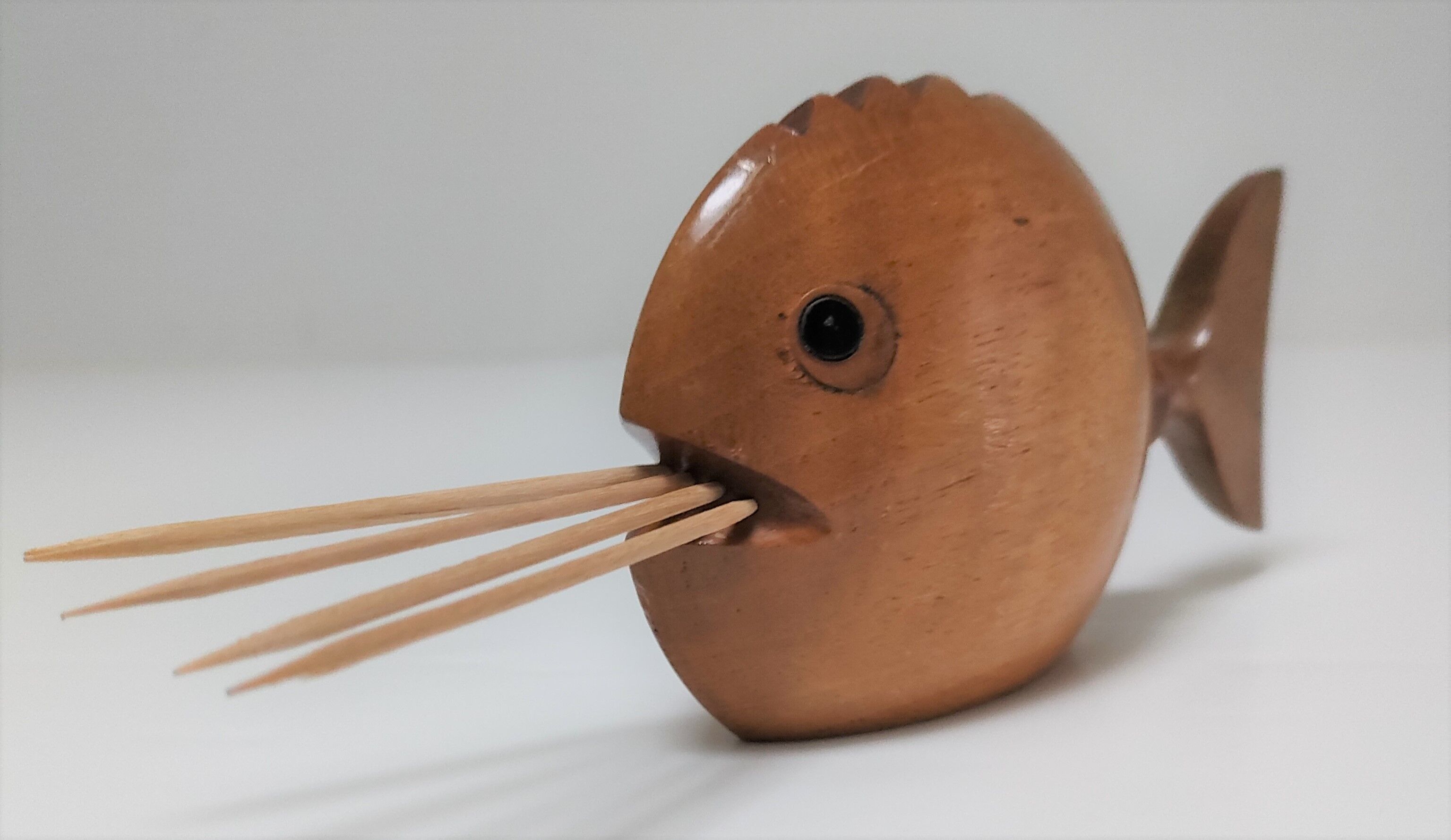 Two door peaks aperitif zoomorphic fish bird solid wood vintage design