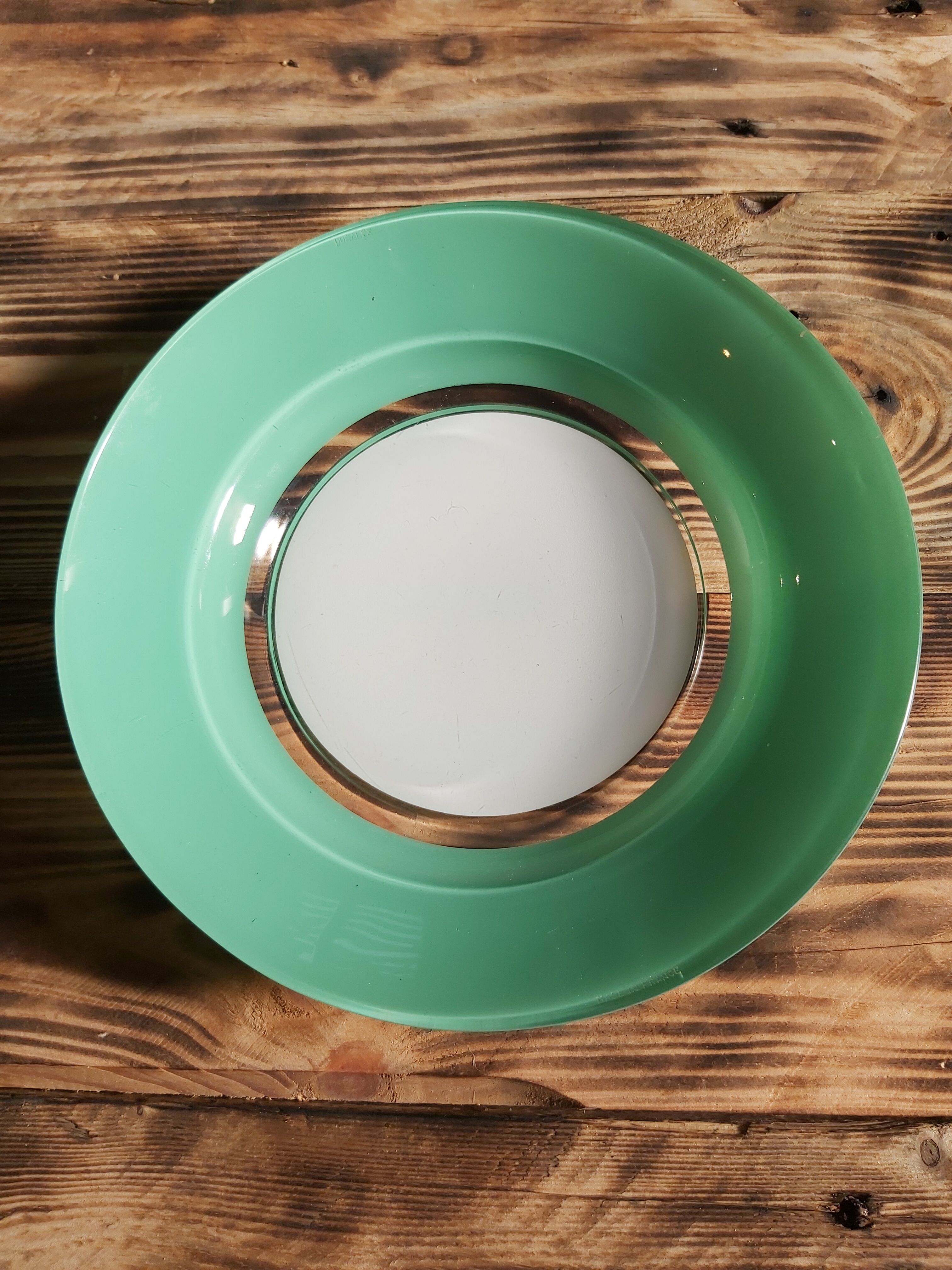 3 assiettes creuses Duralex vertes