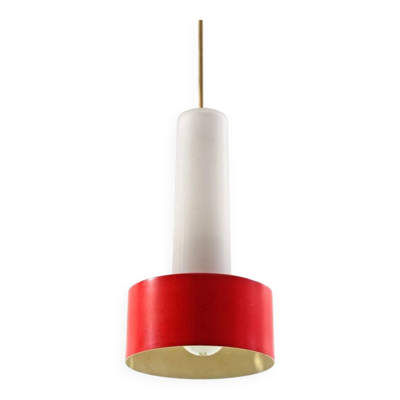 Lampe suspendue Philips Louis Kalff du milieu du siècle – Verre rouge et opale