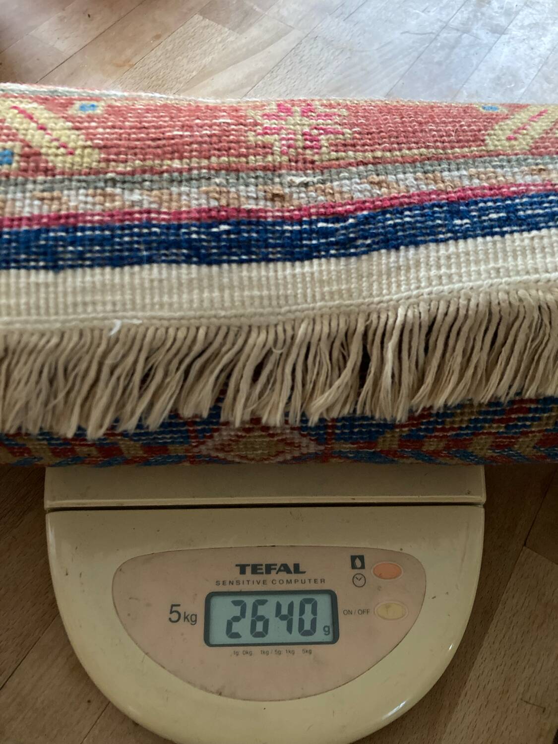 Sinkiang rug in pure new wool entirely handmade from the 1970s