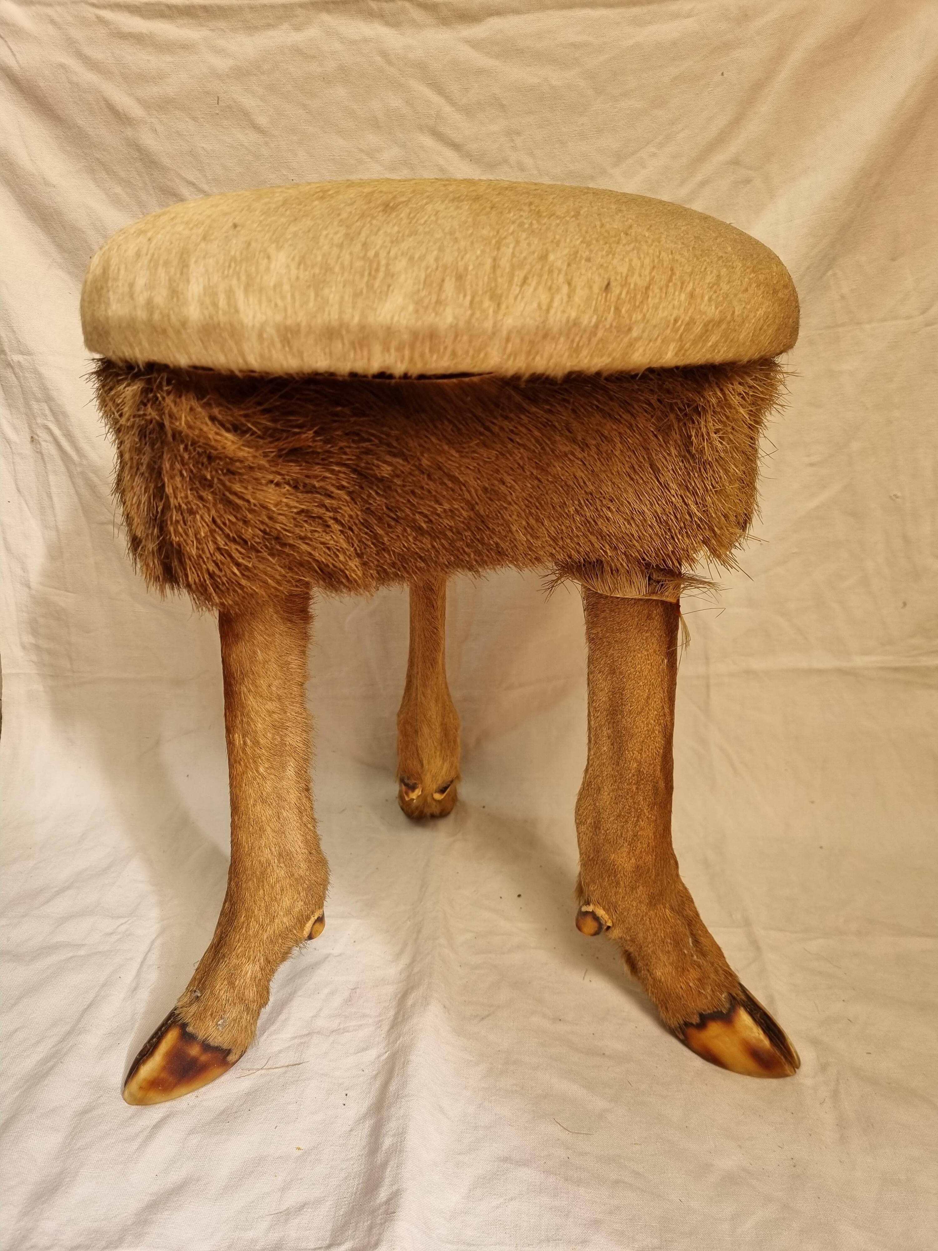 Tripod stool brutalist deer from 1970