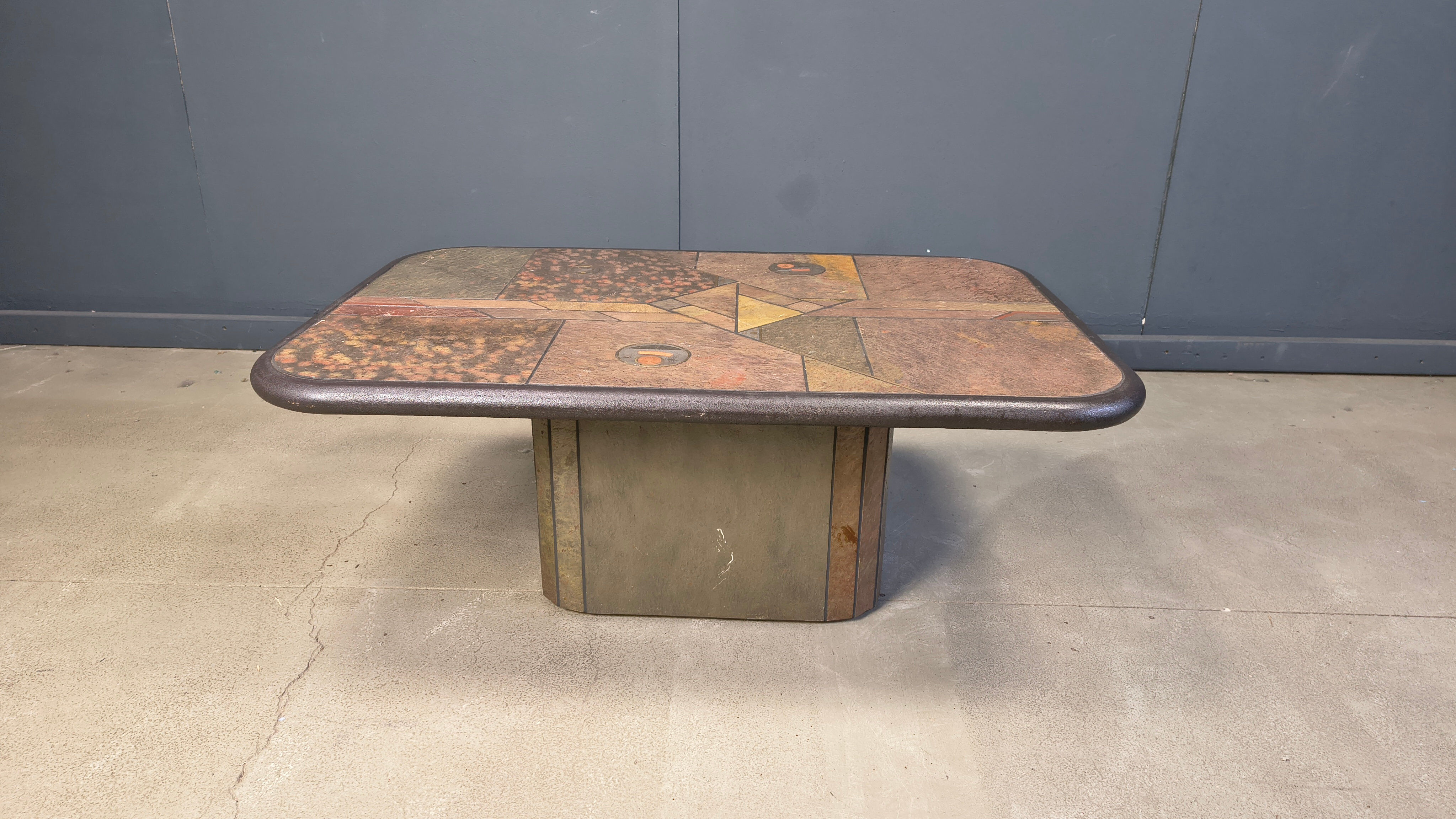Table basse attribuée à Paul Kingma, années 1980.