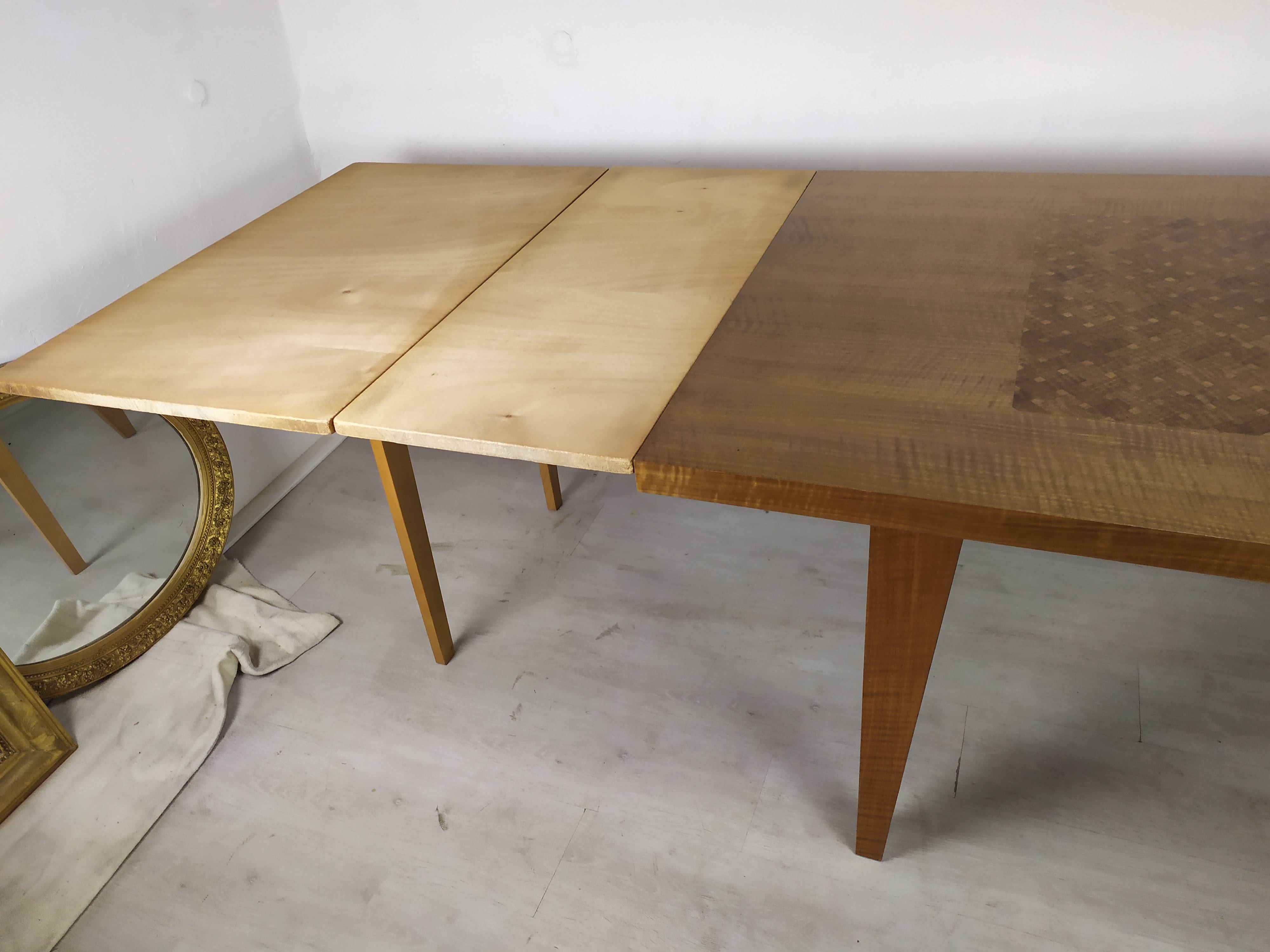 Table a rallonge pied compas