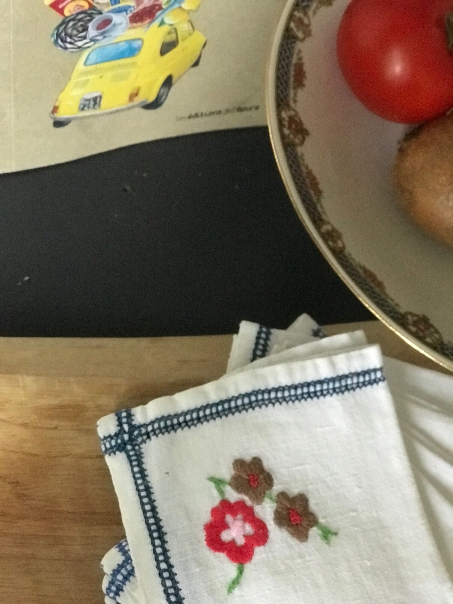 Set of 6 embroidered towels