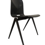 Pagholz Galvanitas S22 stackable school chair