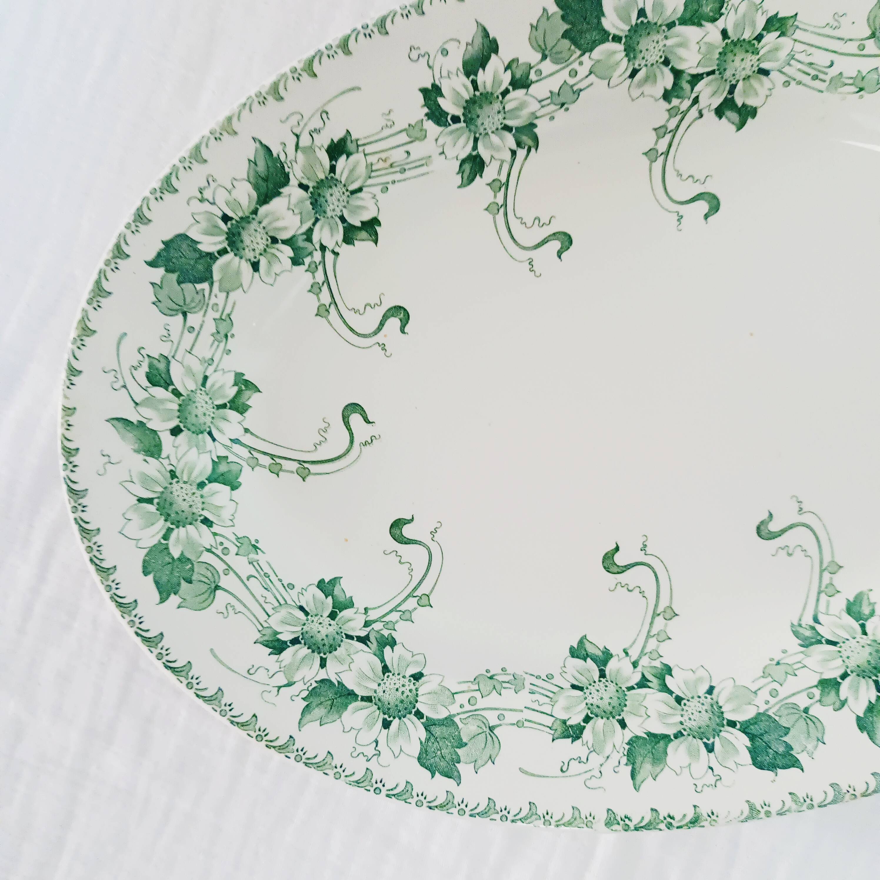 Oval iron earth dish, BFK