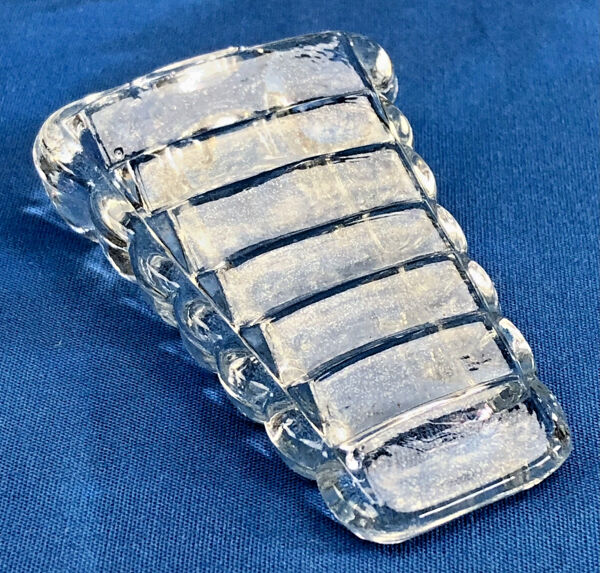 7 anciens porte couteaux cale assiette modèle bambou Portieux