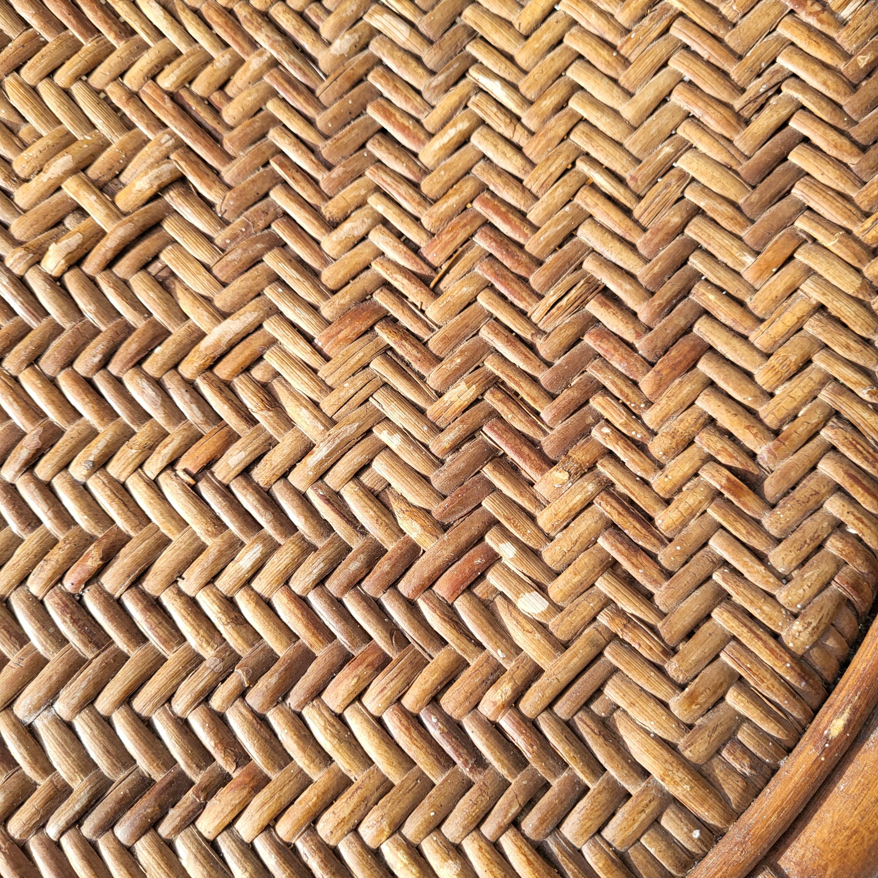 Jungle coffee table • Vintage rattan side table