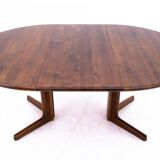 Walnut dining table, mid century modern, Denmark, 1960s.