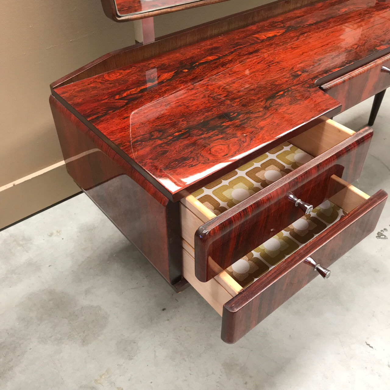 1950's Vintage rosewood dressing table