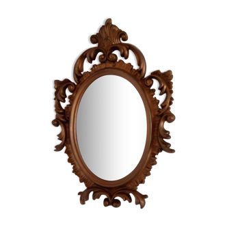 Wall mirror with vintage baroque style frame