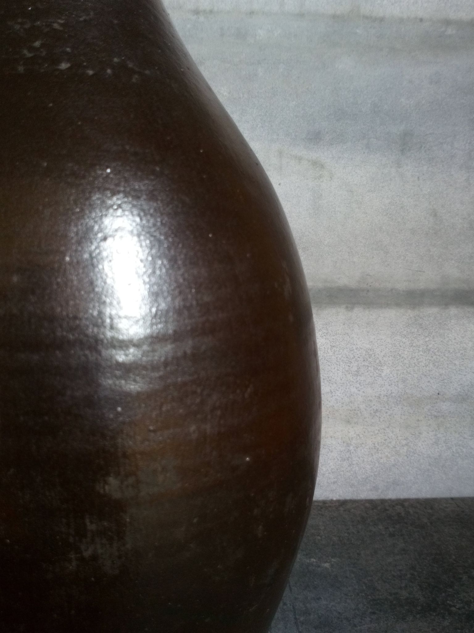 Bouteille grès noir Jean Dubost, années 70