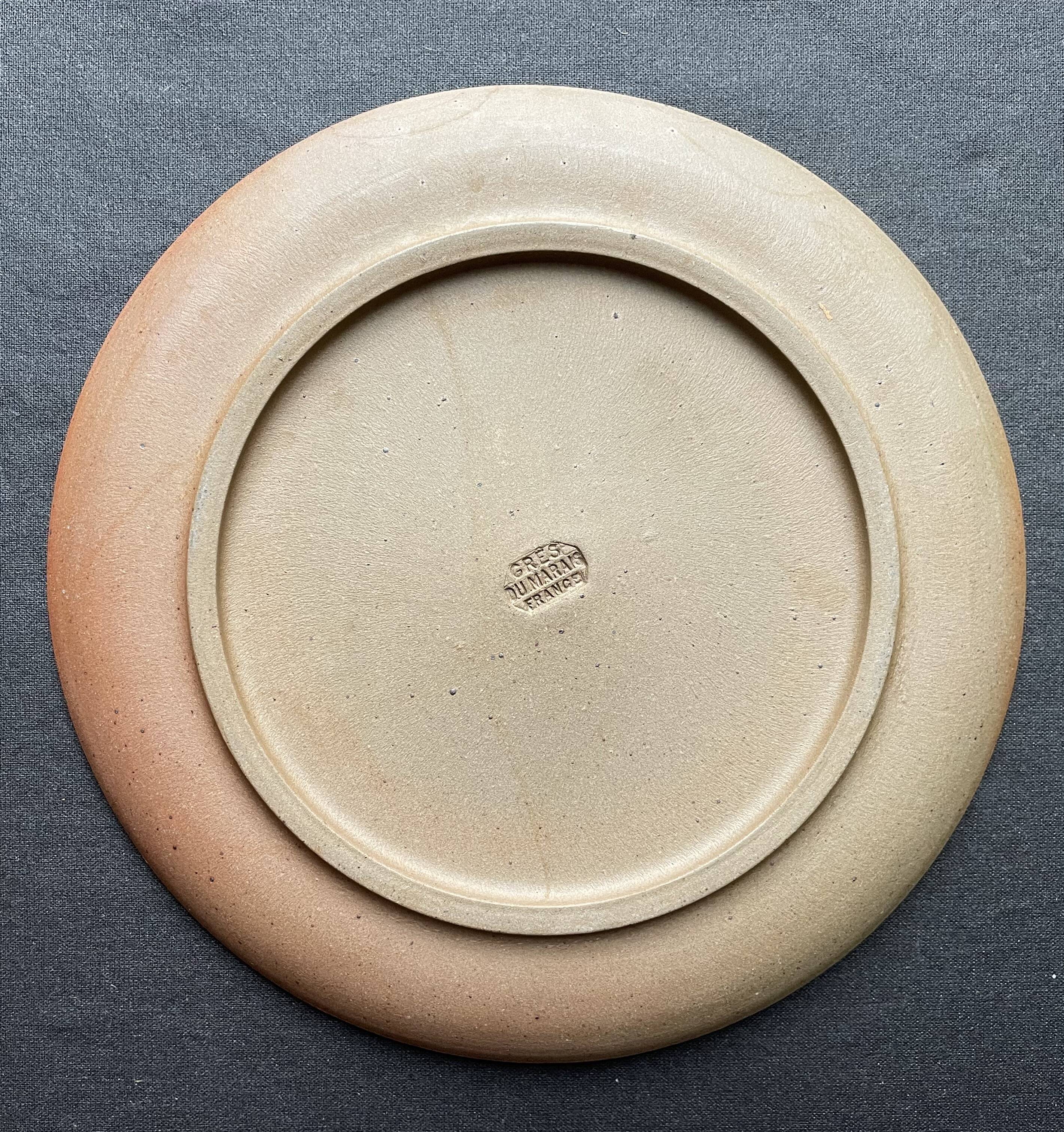 Dessert plates in Marais Sandstone