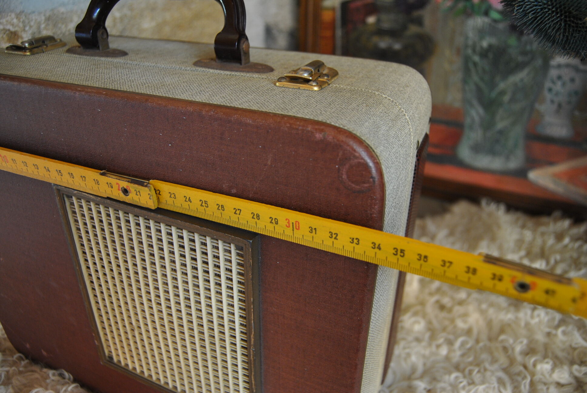 Suitcase turntable record 50s