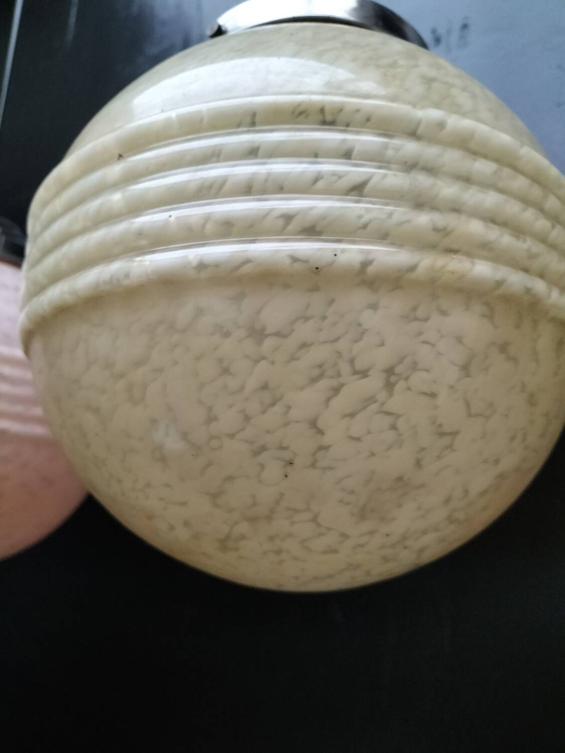 2 glass suspensions from Clichy