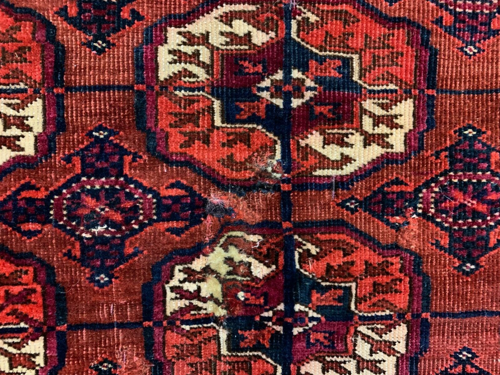 Antique Turkmen Tekke Rug, 190x113 cm Turkoman Bokhara Red Black Beige