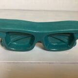 Eyeglass-shaped ring holder/trinket tray