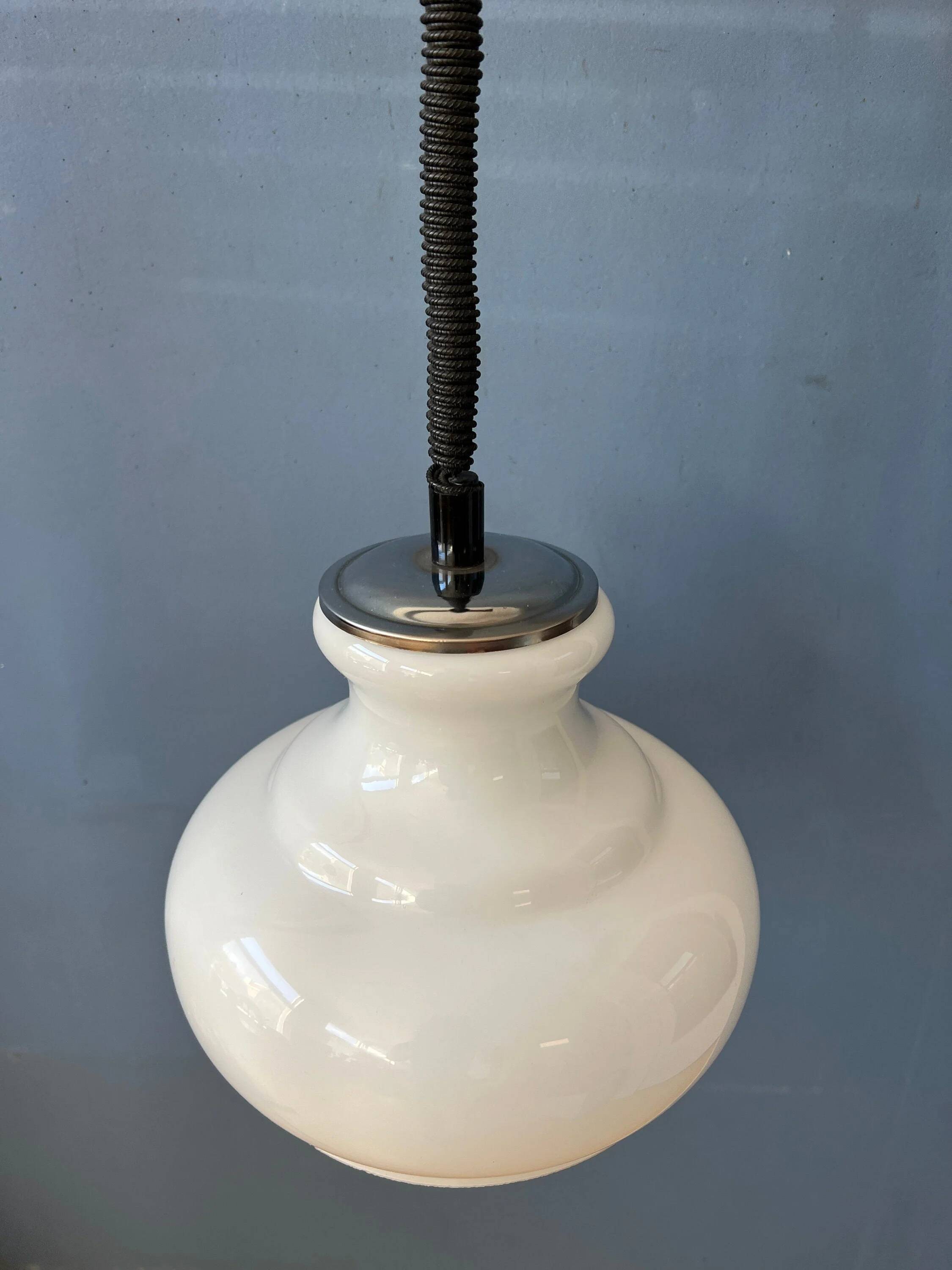 Suspension vintage mid-century en verre opalin (milk glass)