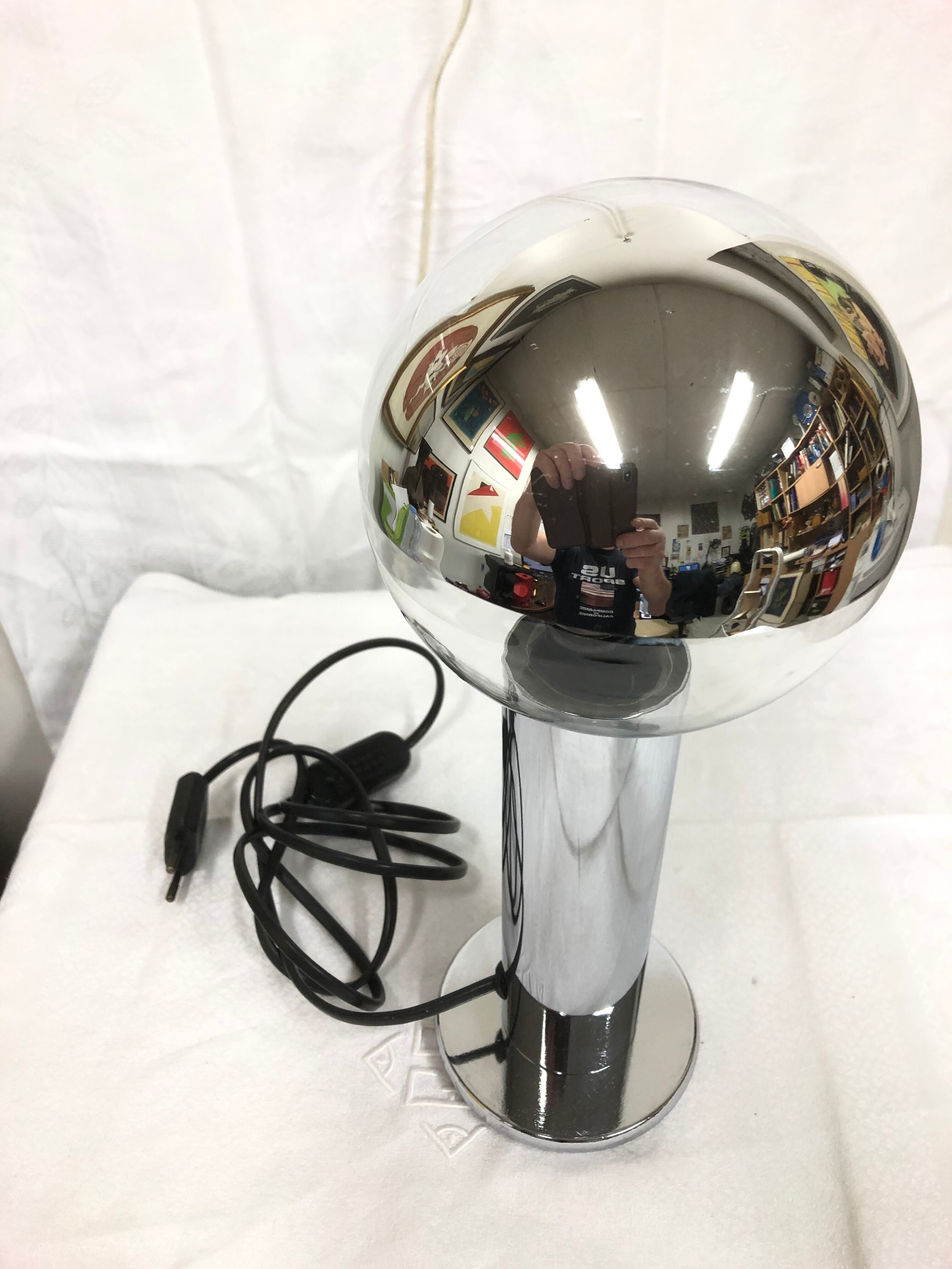 Eclipse lamp design Motoko Ishii for Staff