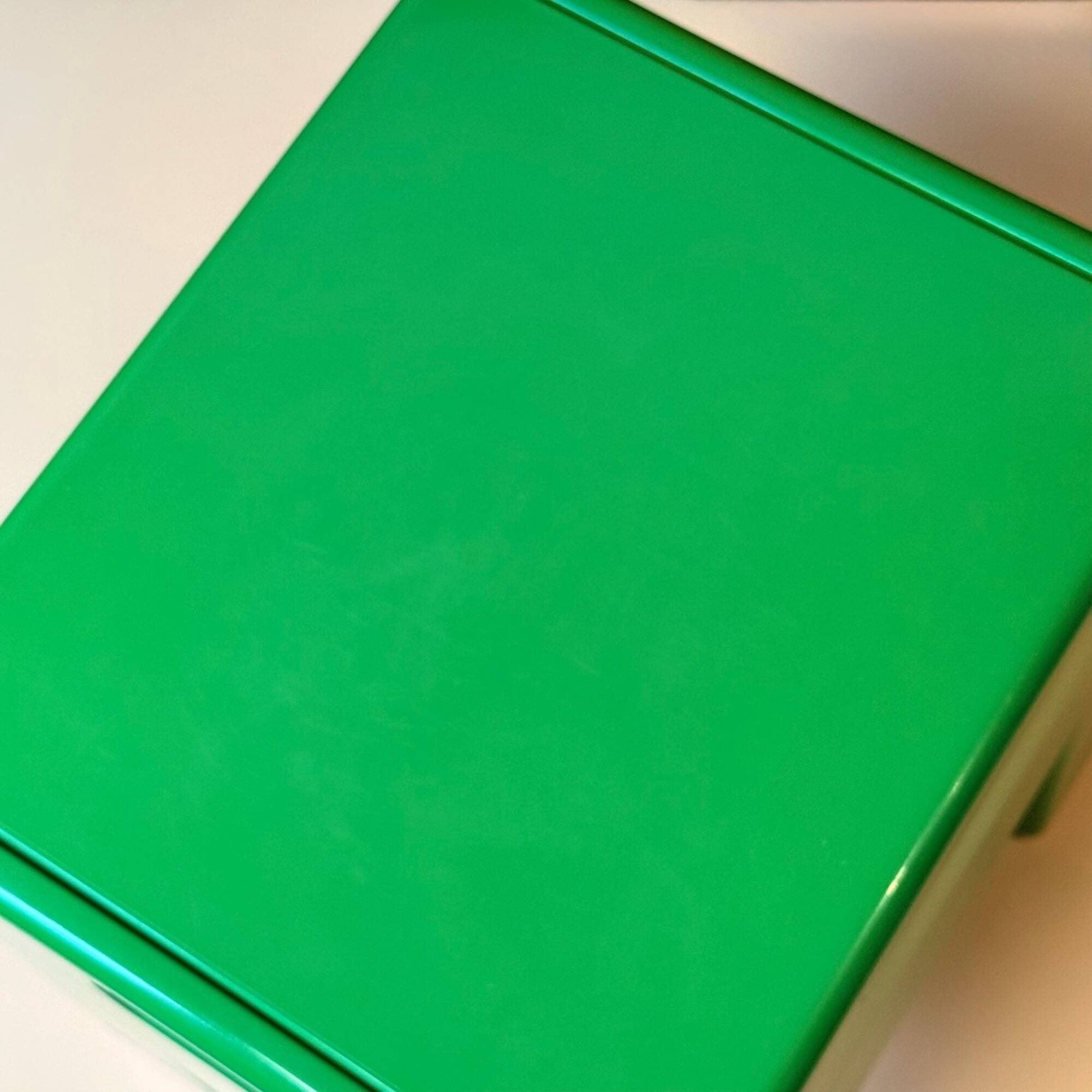 Tabouret coffre Space Age vert Olaf Von Bohr pour Gedy Italie années 60