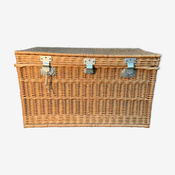 Old wicker trunk