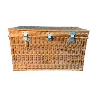 Old wicker trunk