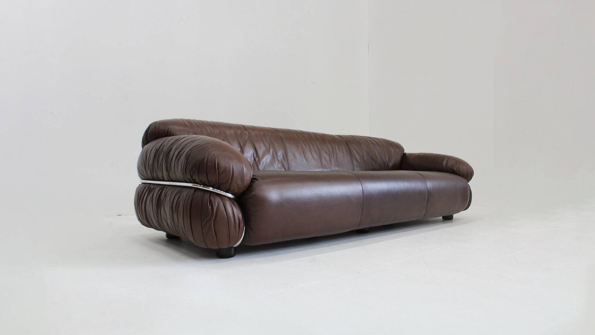 Gianfranco Frattini Sesann sofa Cassina 1970s in brown leather