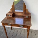 Polished 1930s walnut dressing table