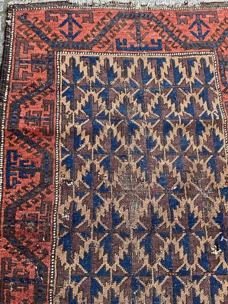 Antique Baloch carpet 126x71cm