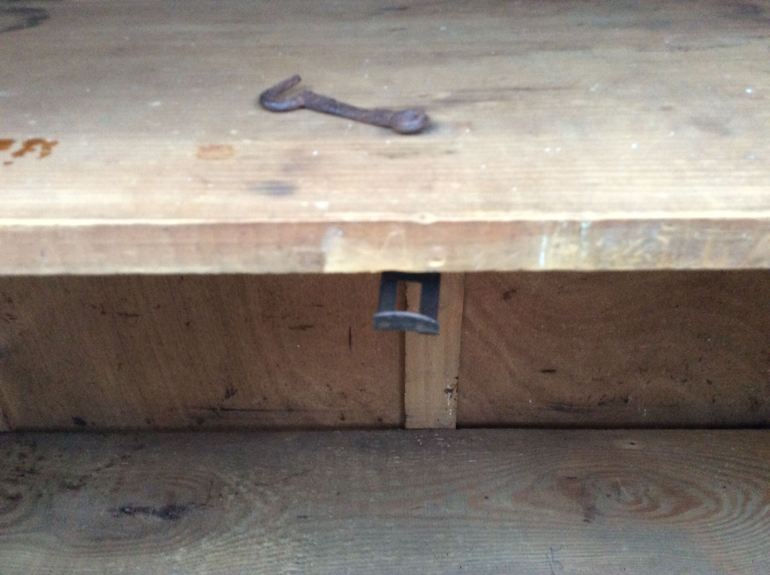 Buffet Paris vintage