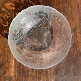 Vintage salad bowl with stylised rose pattern D23 H10