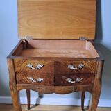 Old chest of drawers