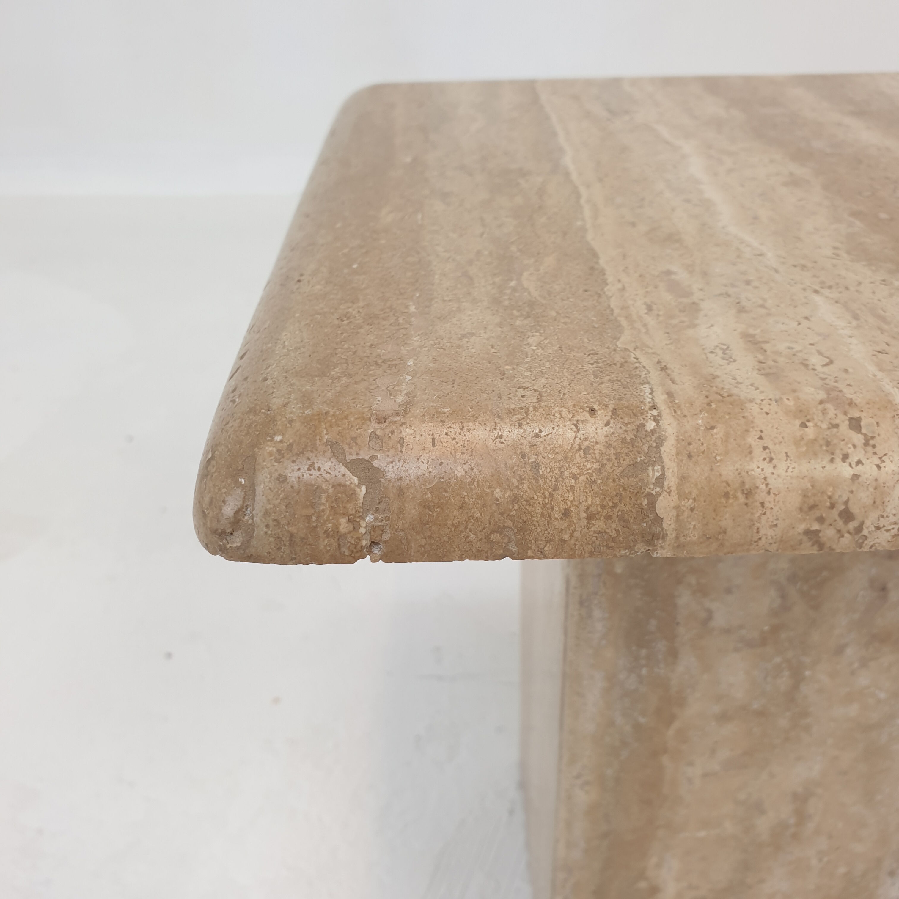 Set of 3 italian travertine coffee tables, 1980s