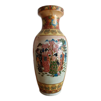 Old Japanese Satsuma style vase
