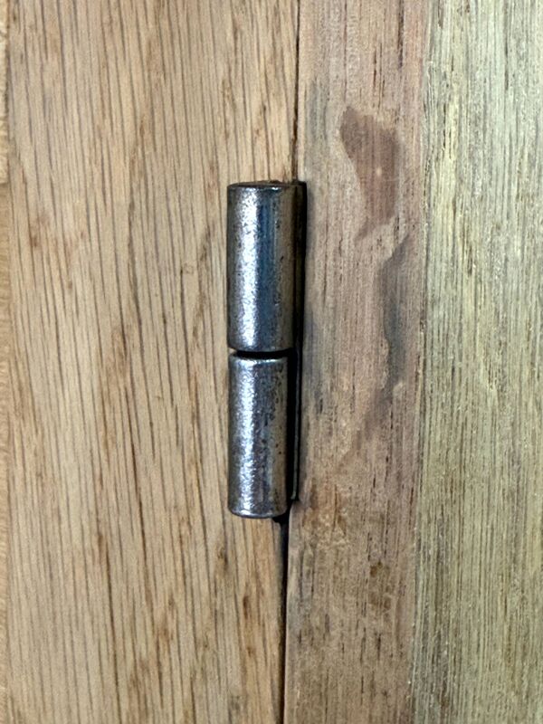 Buffet Bahut René Gabriel - Chêne Brut – Mobilier de Reconstruction - Année