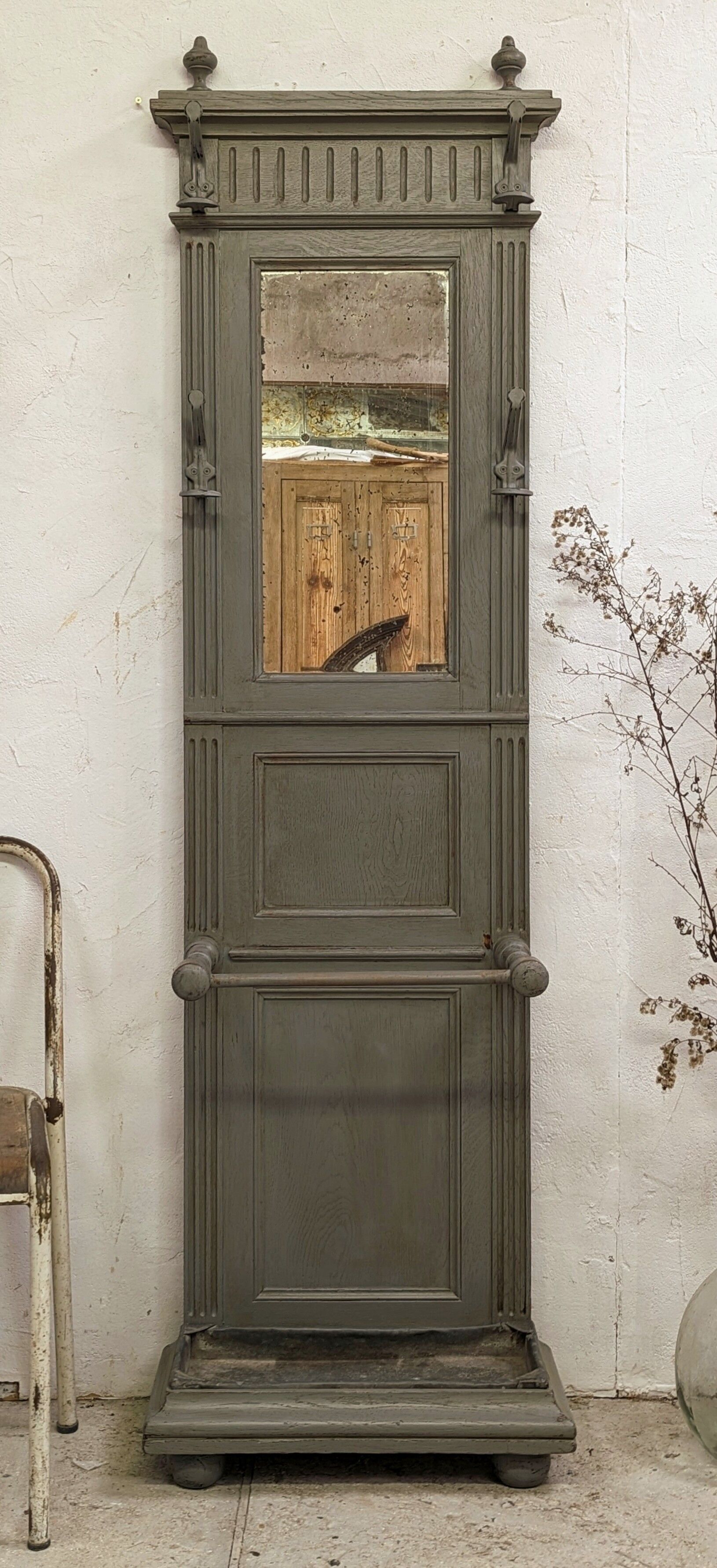 Cloaked coat rack wall oak patina shabby gustavien 1900 xix 19th